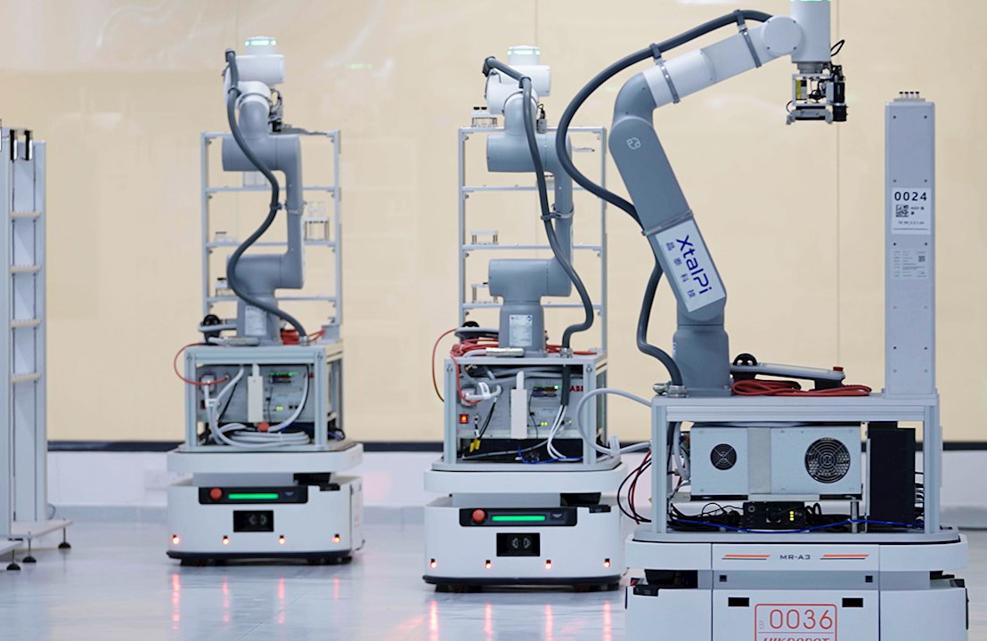 ABB-Robotics-and-XtalPi-featured.jpg